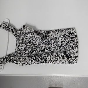 Women's Black and White Paisley Sleeveless Dressy Tank Top